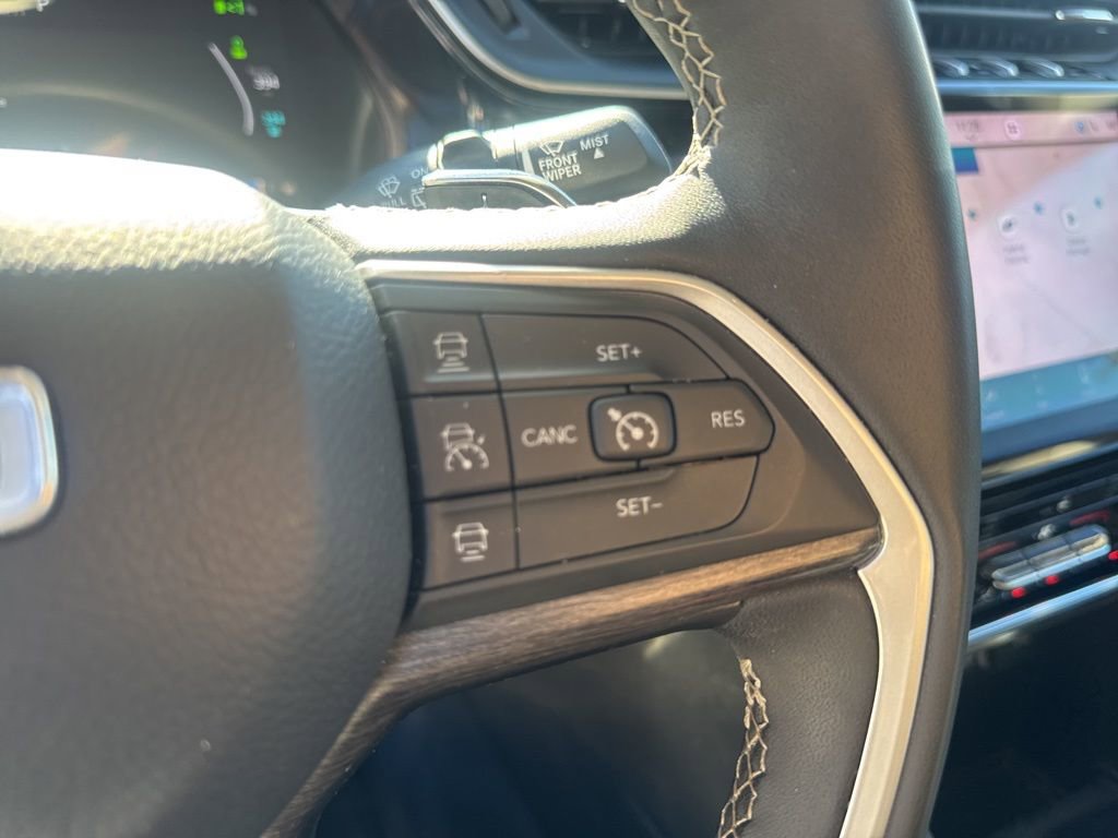 Used 2024 Jeep Grand Cherokee Limited 4xe image 23