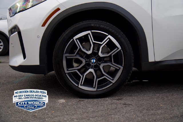 Used 2026 BMW X2 xDrive28i AWD/4WD image 6
