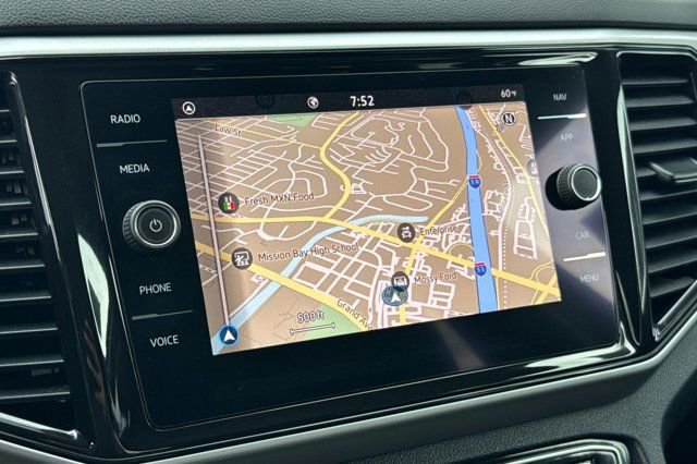 Used 2021 Volkswagen Atlas SEL R-Line image 22