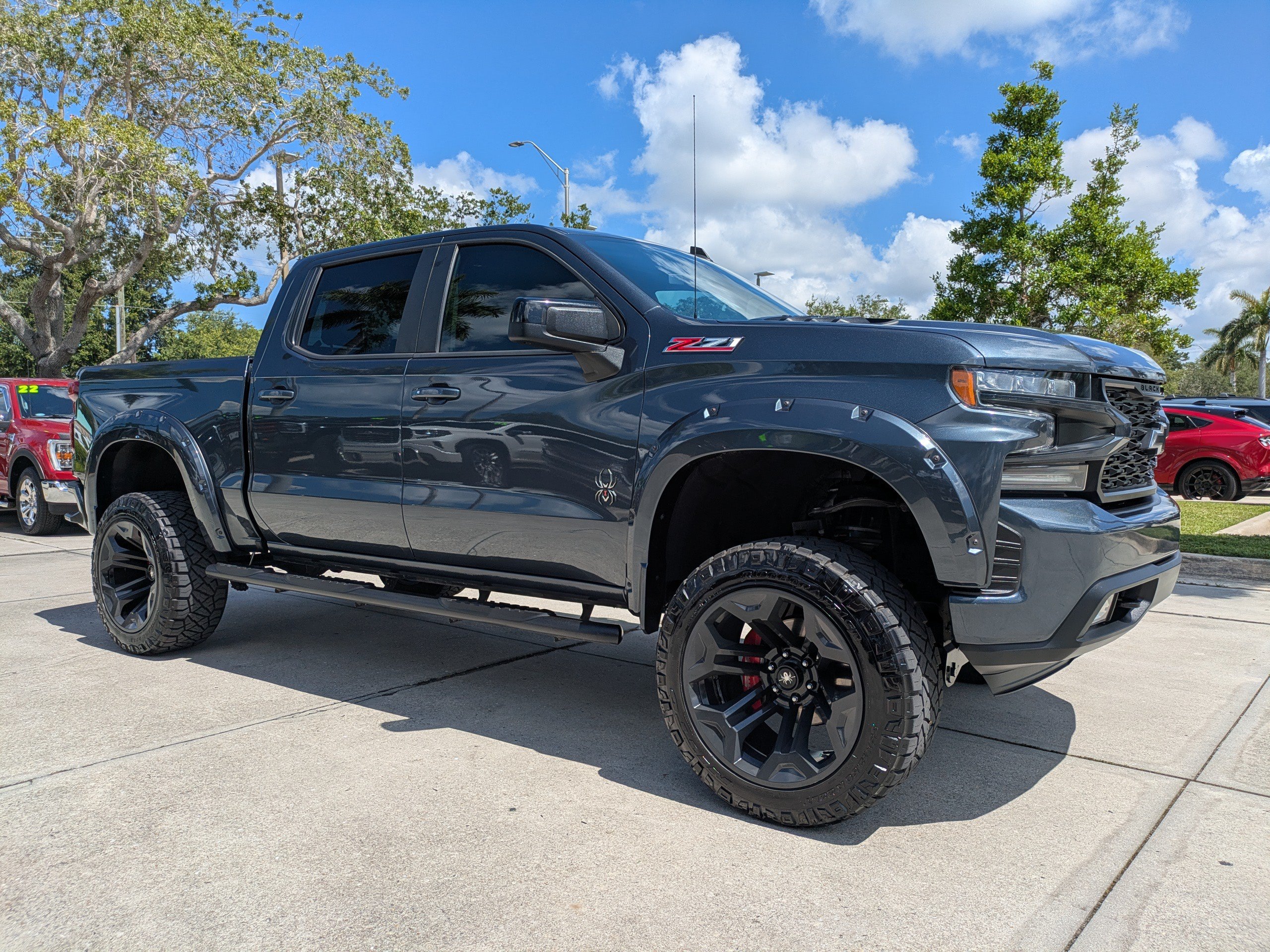 Used 2021 Chevrolet Silverado 1500 RST AWD/4WD image 2