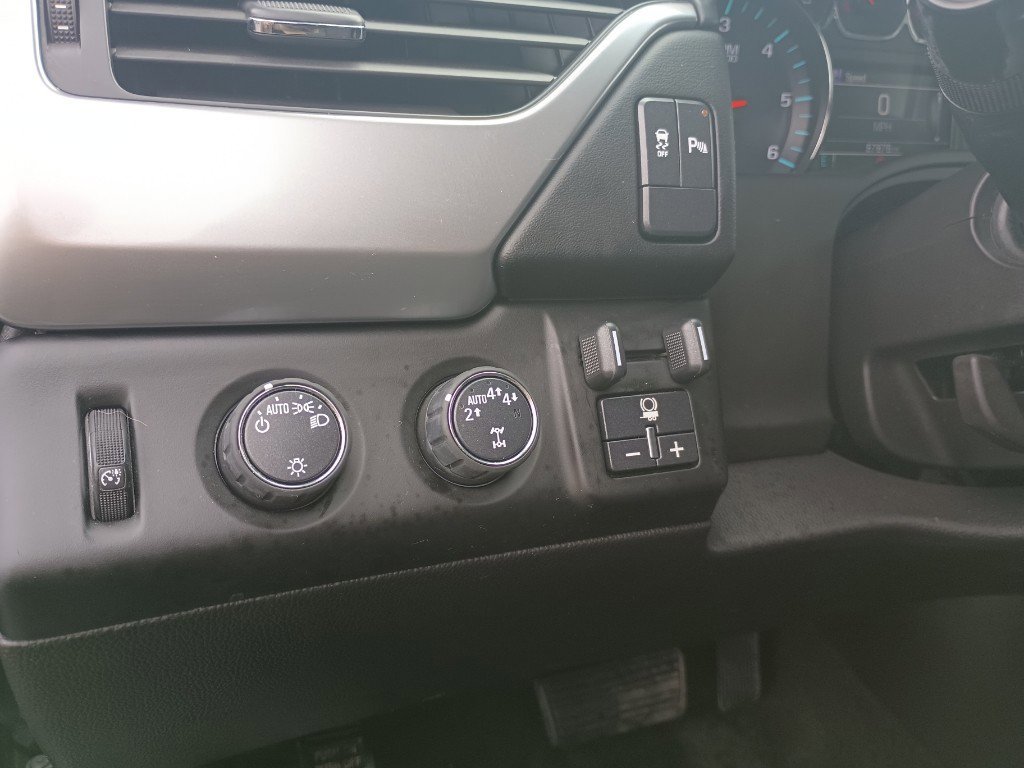 Used 2017 Chevrolet Tahoe LS w/ All-Season Package image 18