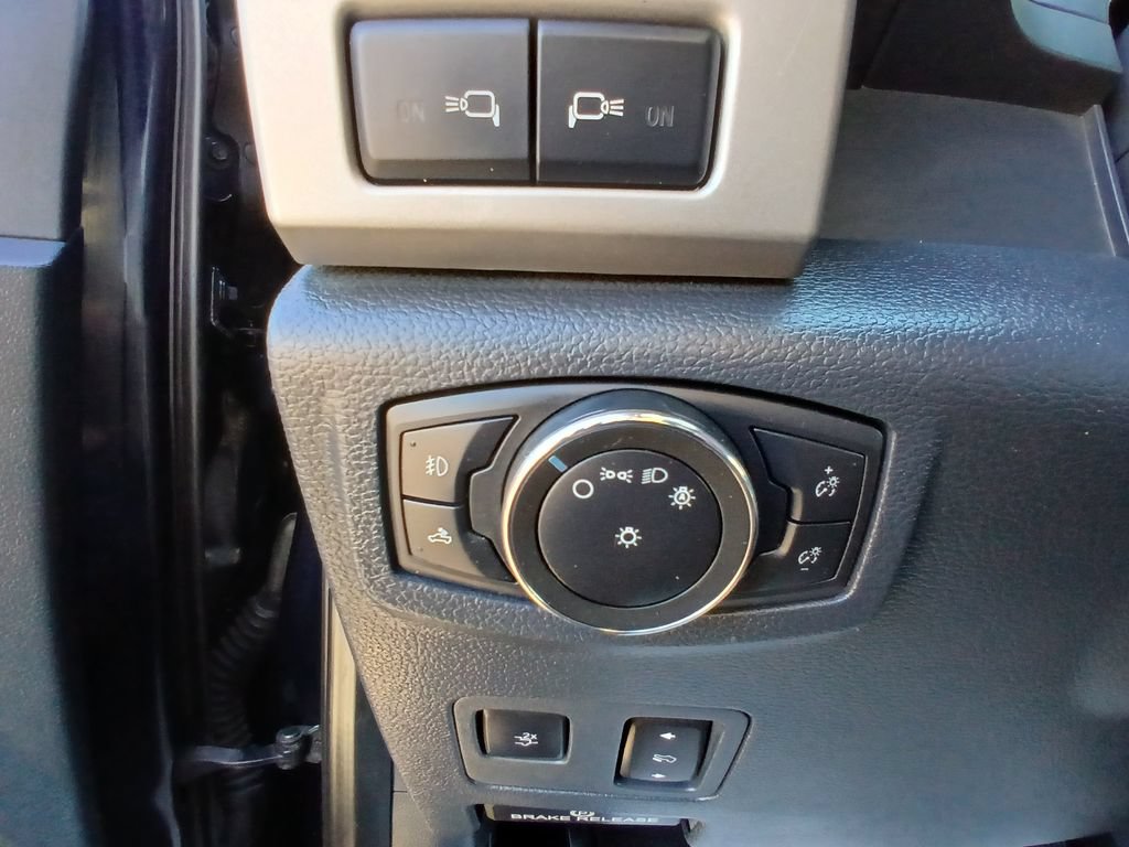 Certified 2022 Ford F250 Lariat w/ Lariat Ultimate Package AWD/4WD image 13