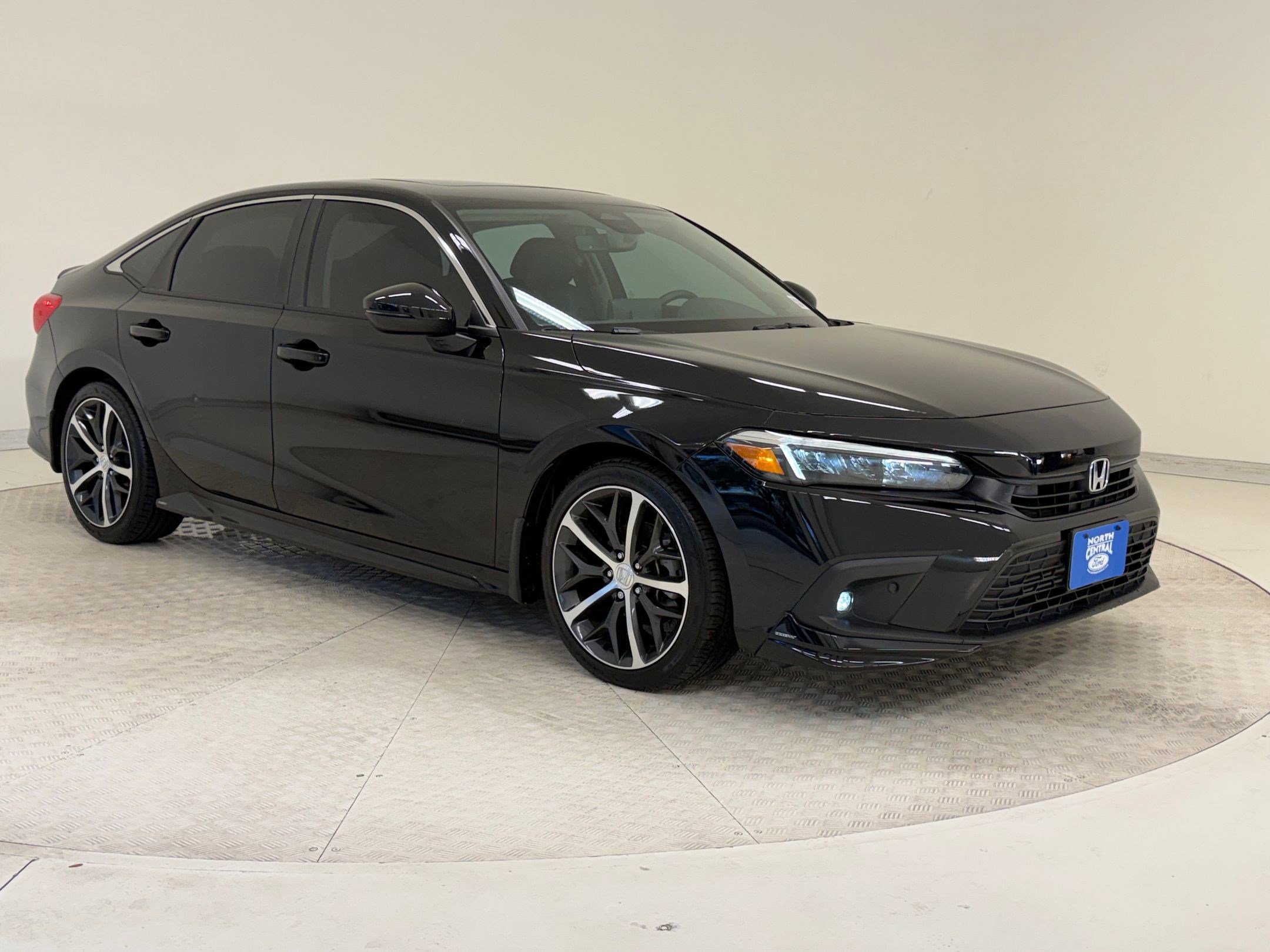 Used 2024 Honda Civic Touring image 8