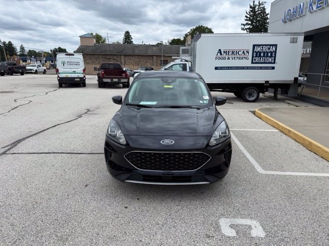 Certified 2021 Ford Escape SE w/ Convenience Package FWD image 2