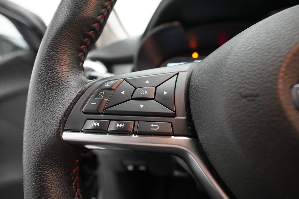 Used 2023 Nissan Versa SR w/ Trunk Package FWD image 17