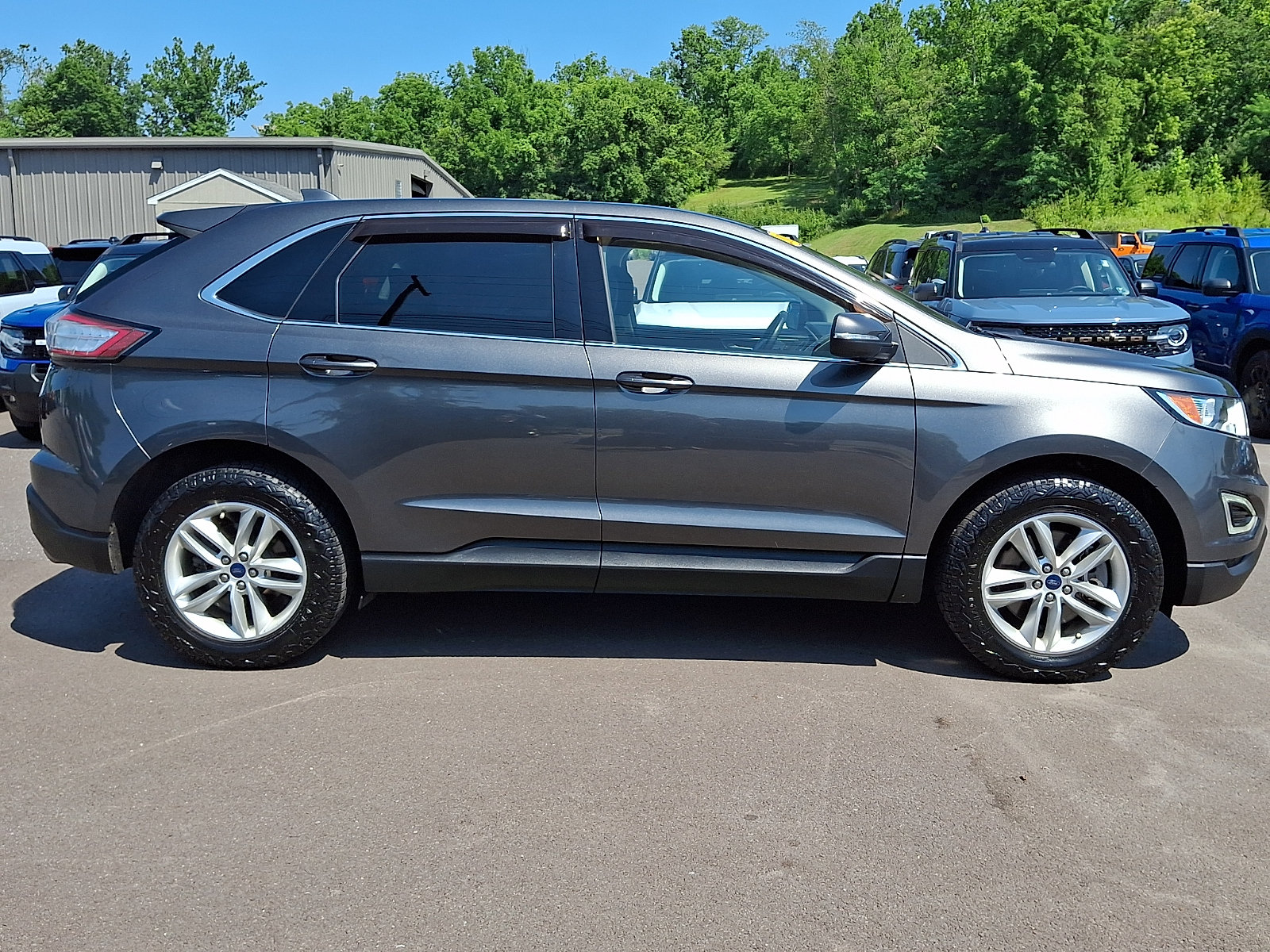 Certified 2017 Ford Edge SEL AWD/4WD image 12