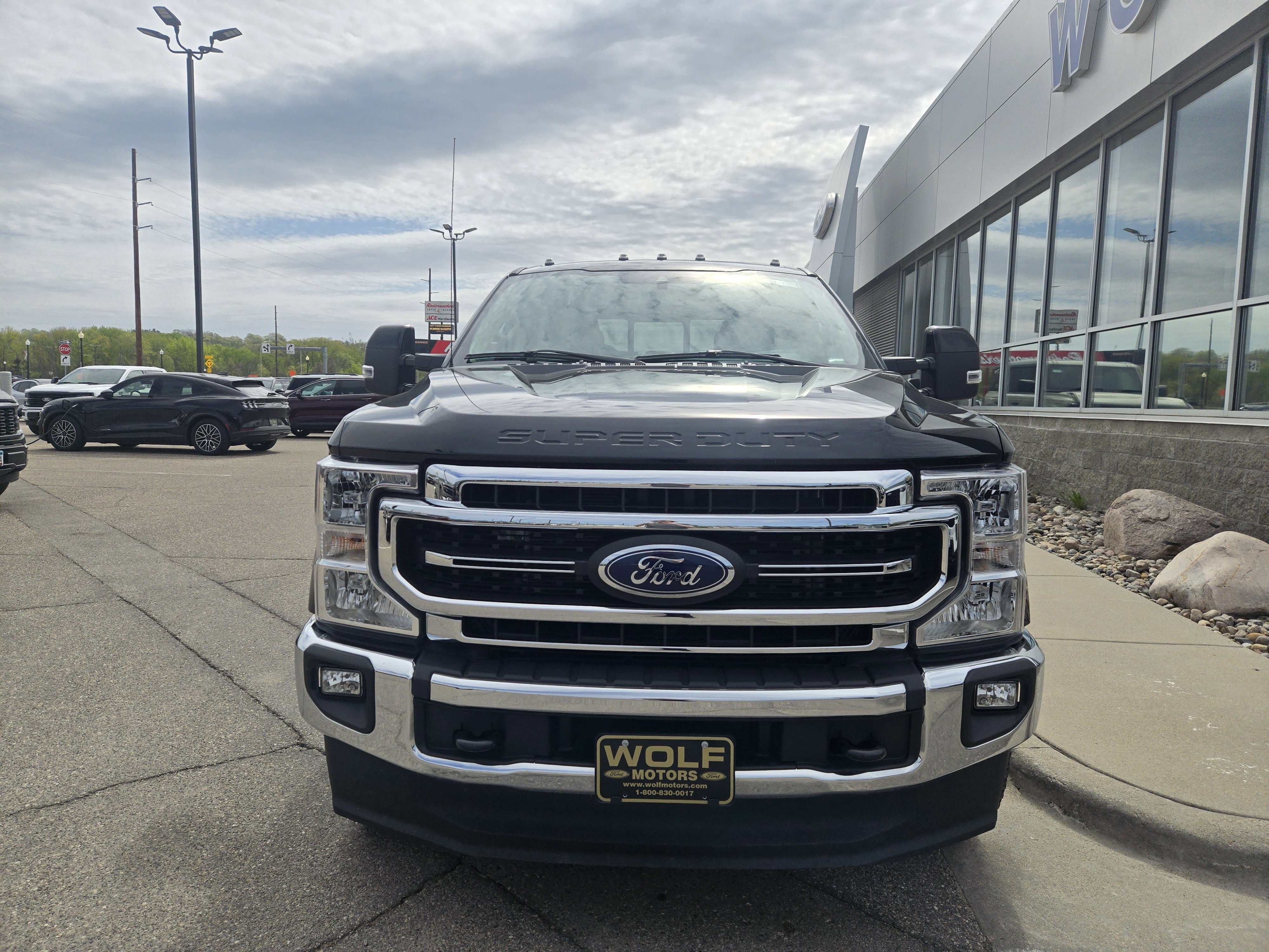 Certified 2021 Ford F350 Lariat w/ Lariat Value Package AWD/4WD image 4