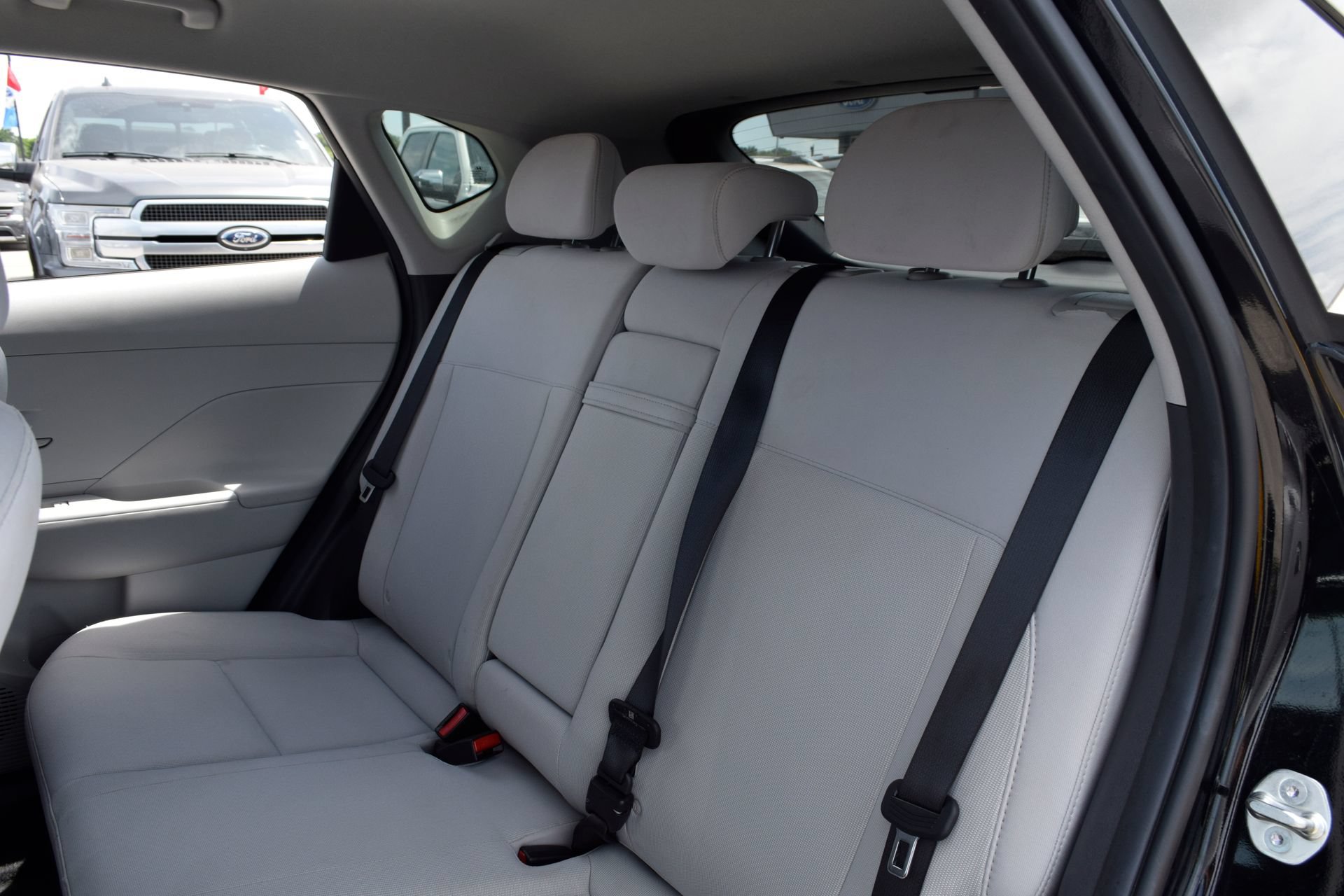 Used 2025 Hyundai Kona SEL FWD image 17