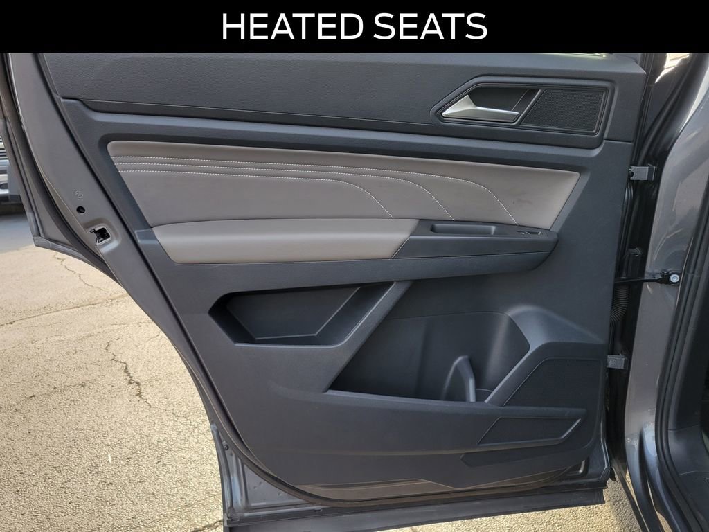 Used 2022 Volkswagen Atlas SE w/ Black Wheel Package image 15