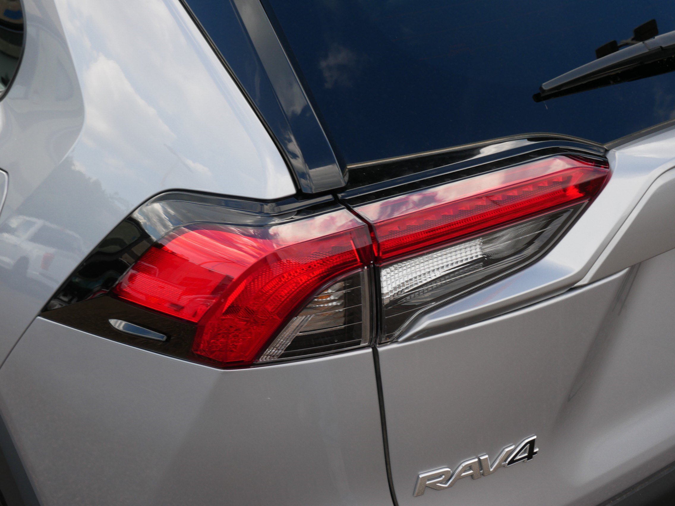 Used 2024 Toyota RAV4 XLE Premium w/ Weather Package AWD/4WD image 17