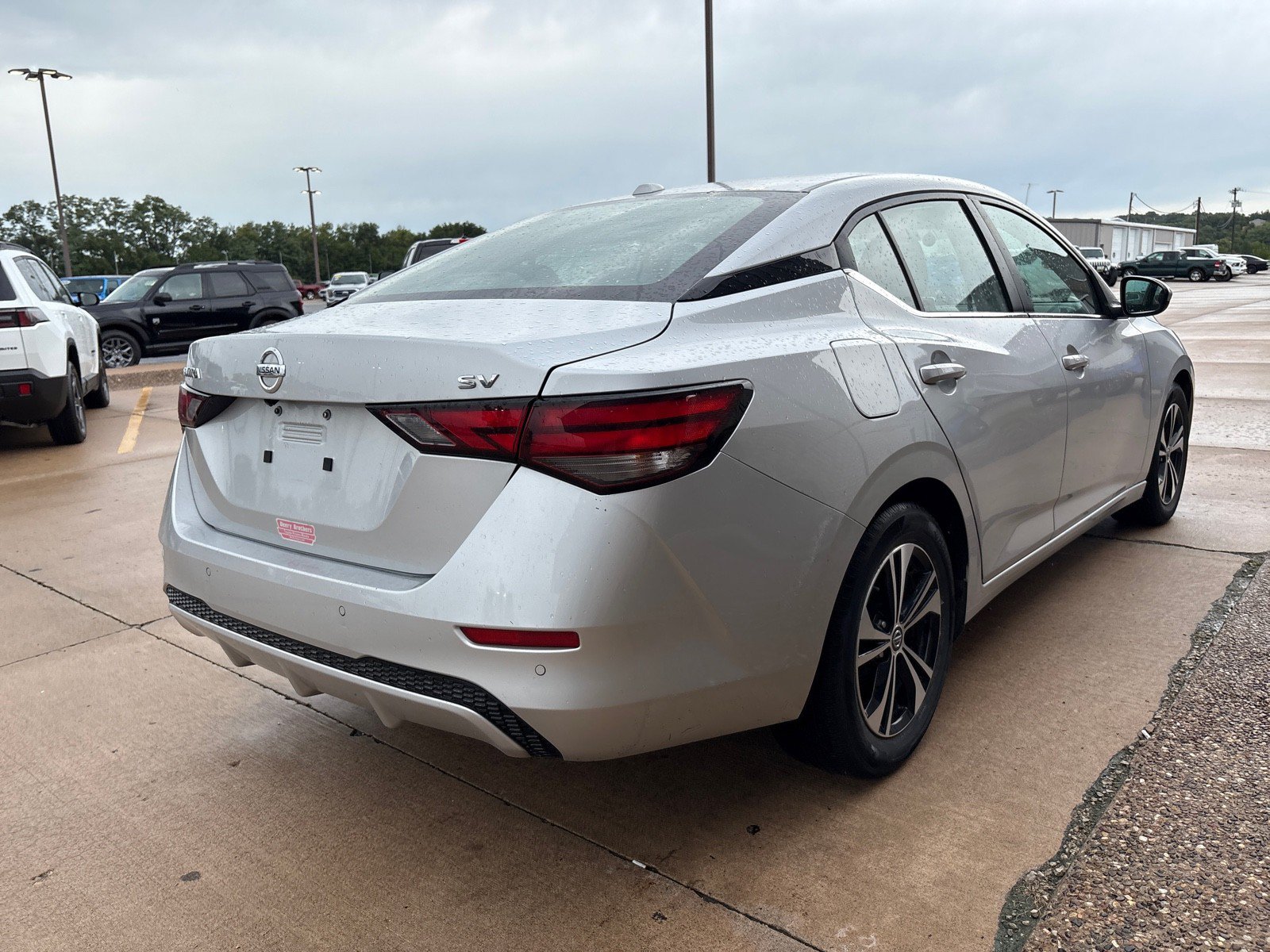 Used 2022 Nissan Sentra SV FWD image 8