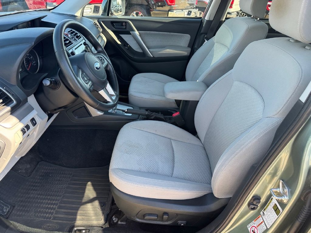 Used 2018 Subaru Forester 2.5i Premium w/ All-Weather Package AWD/4WD image 8
