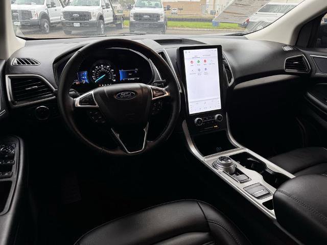 Certified 2024 Ford Edge SEL w/ Convenience Package image 18