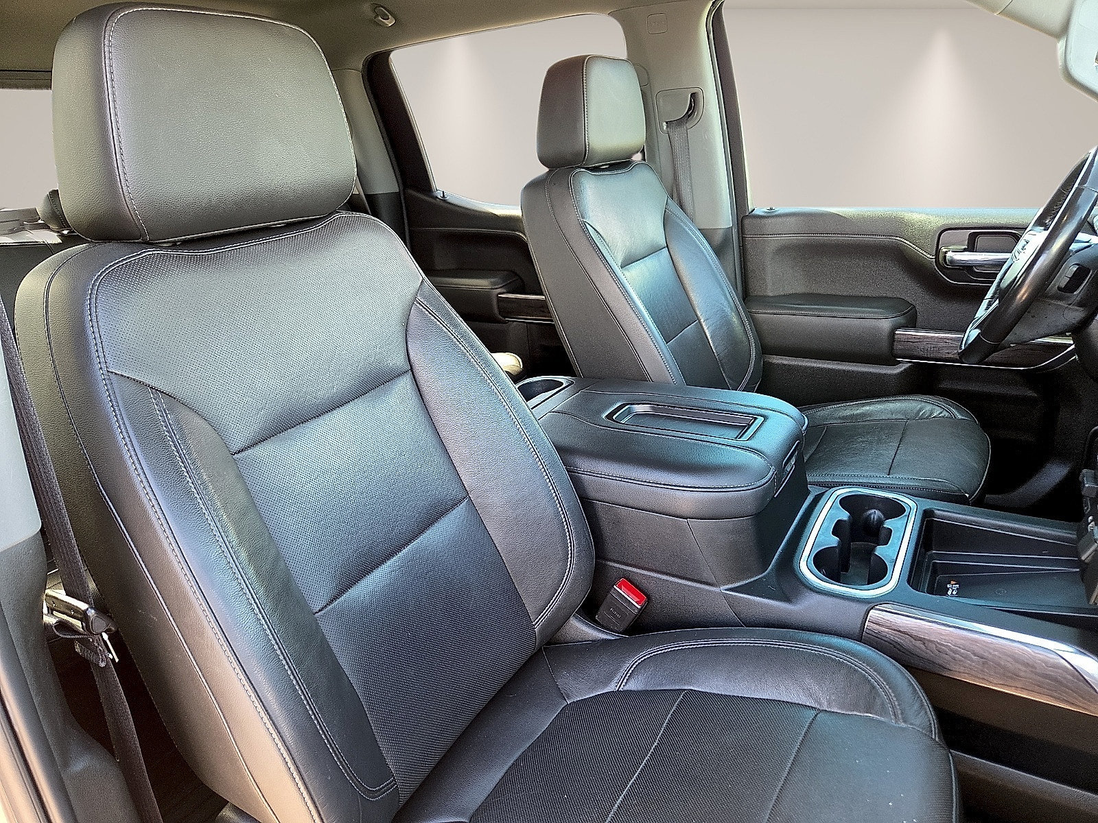 Used 2020 Chevrolet Silverado 1500 LTZ w/ LTZ Texas Edition AWD/4WD image 9