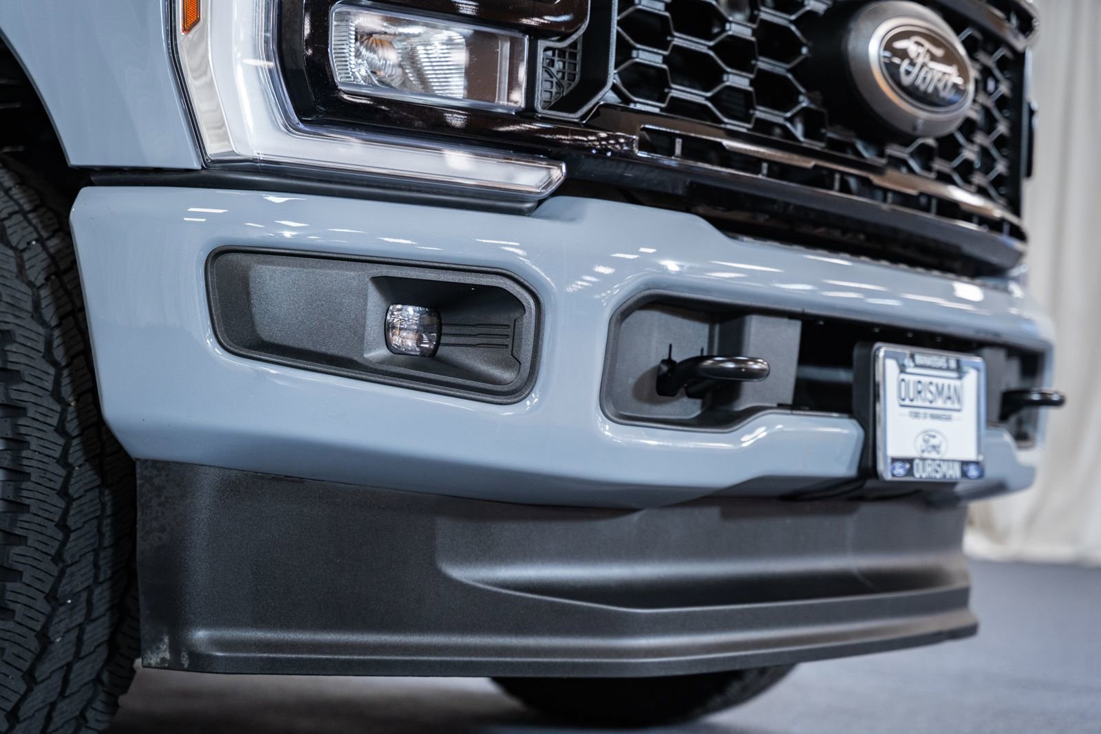 Certified 2025 Ford F250 Lariat w/ Black Appearance Package image 11