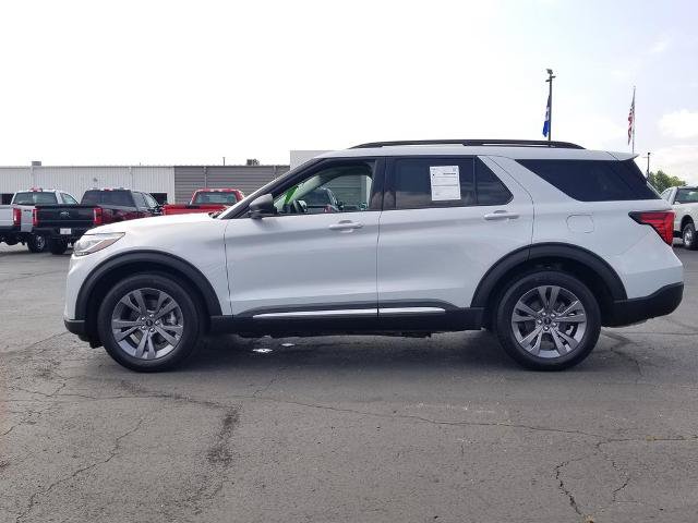 Certified 2025 Ford Explorer Active w/ Active Comfort Package AWD/4WD image 6