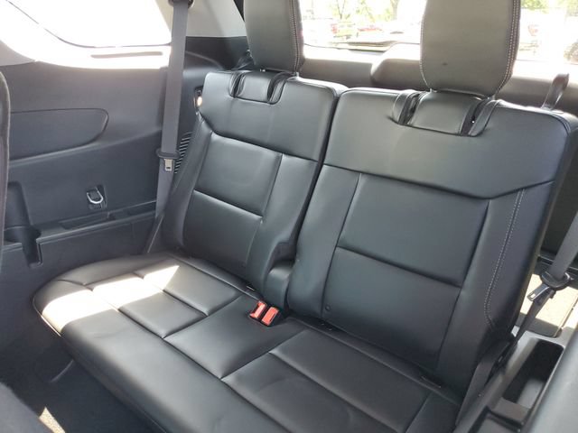 Certified 2023 Ford Explorer XLT w/ Equipment Group 202A AWD/4WD image 28