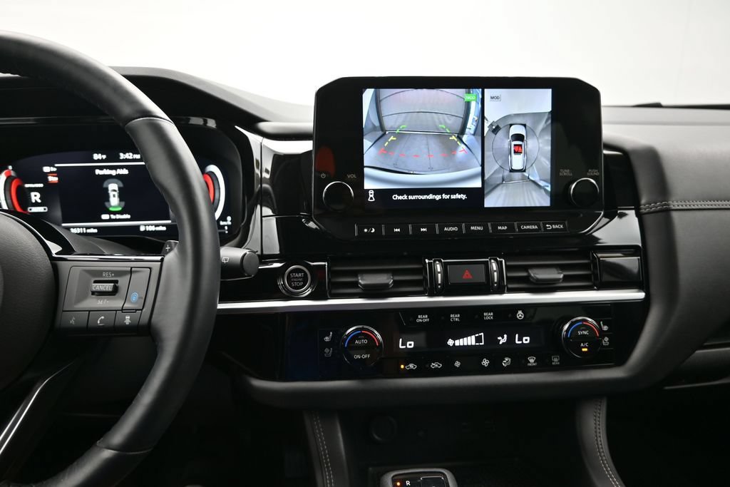 Used 2023 Nissan Pathfinder Platinum AWD/4WD image 27