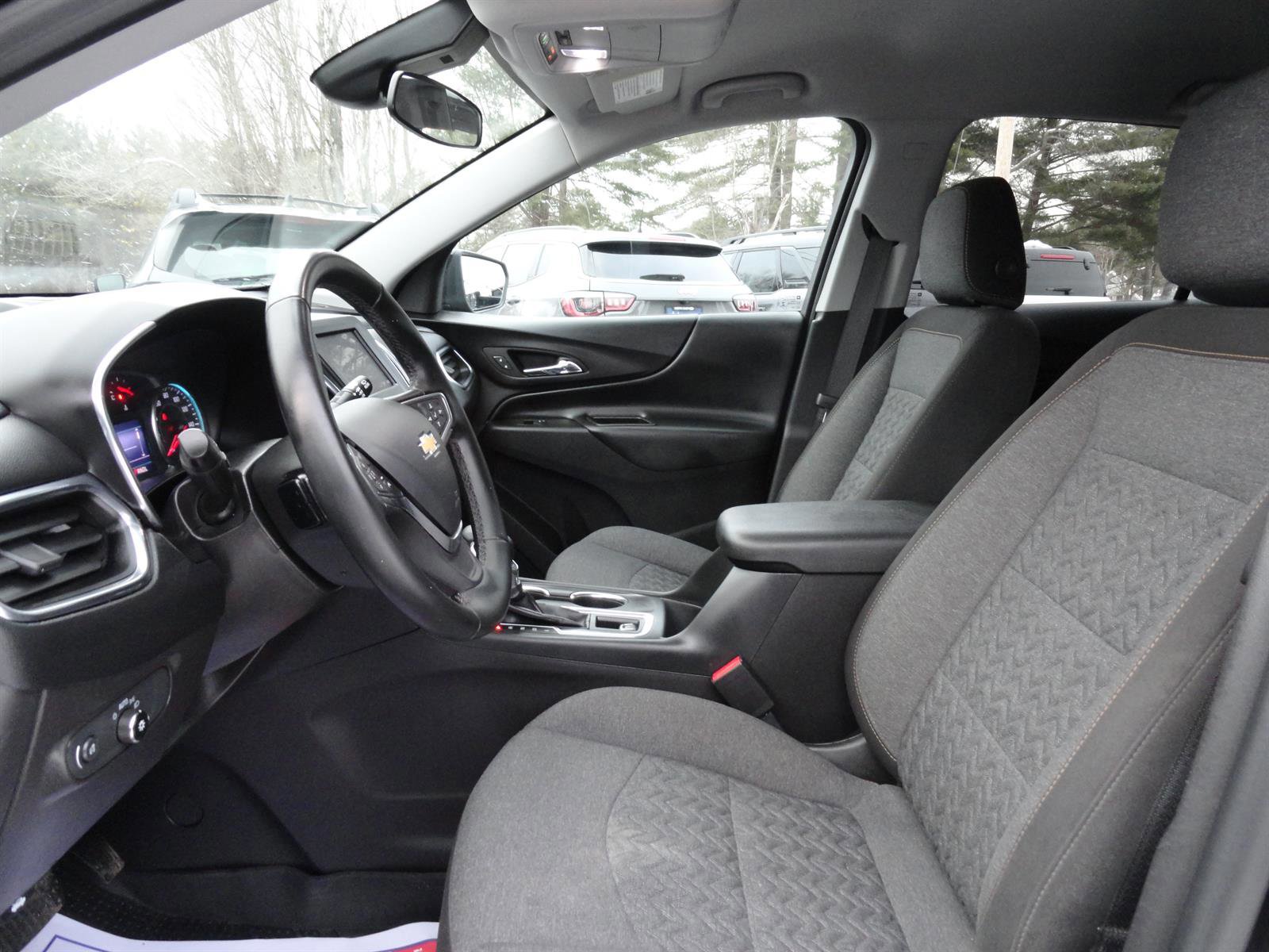 Used 2023 Chevrolet Equinox LT image 13