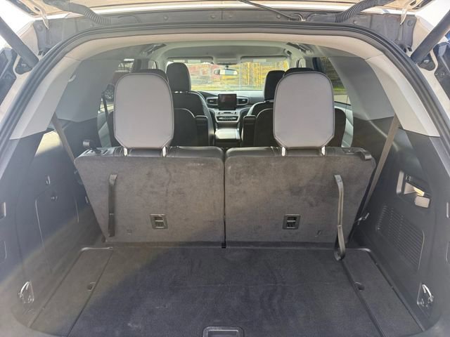 Certified 2023 Ford Explorer XLT w/ Equipment Group 202A image 12