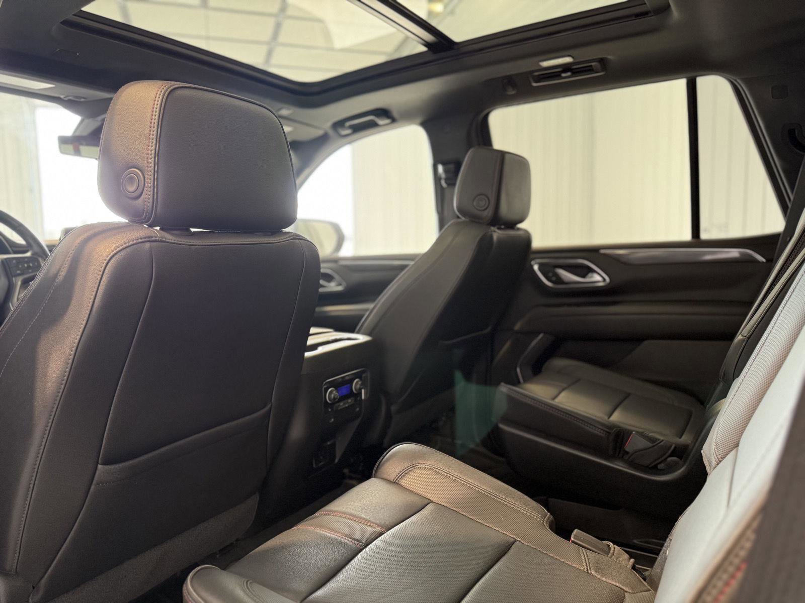 Used 2022 Chevrolet Tahoe RST w/ Luxury Package image 25