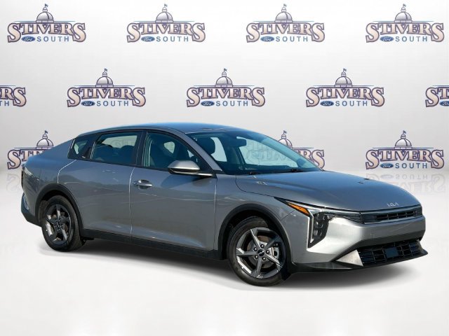 Used 2025 Kia K4