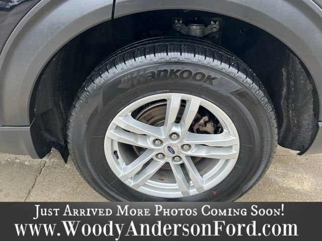 Certified 2023 Ford Explorer XLT w/ Equipment Group 202A image 7