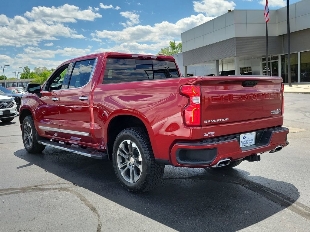Used 2025 Chevrolet Silverado 1500 High Country w/ Technology Package AWD/4WD image 6