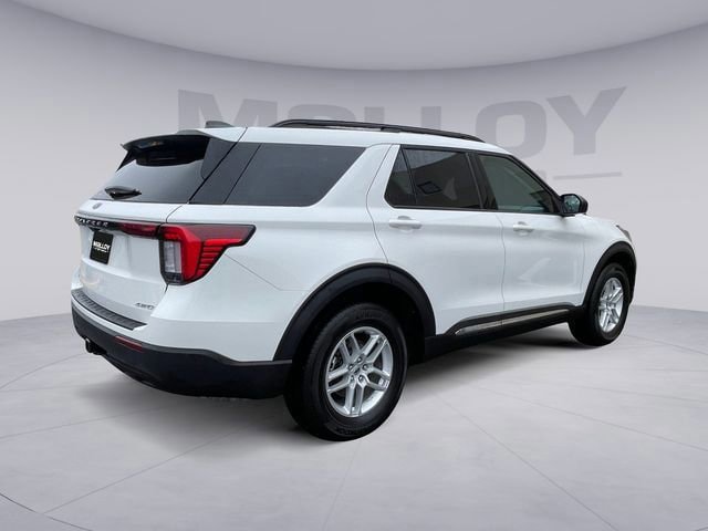 Certified 2025 Ford Explorer Active AWD/4WD image 5