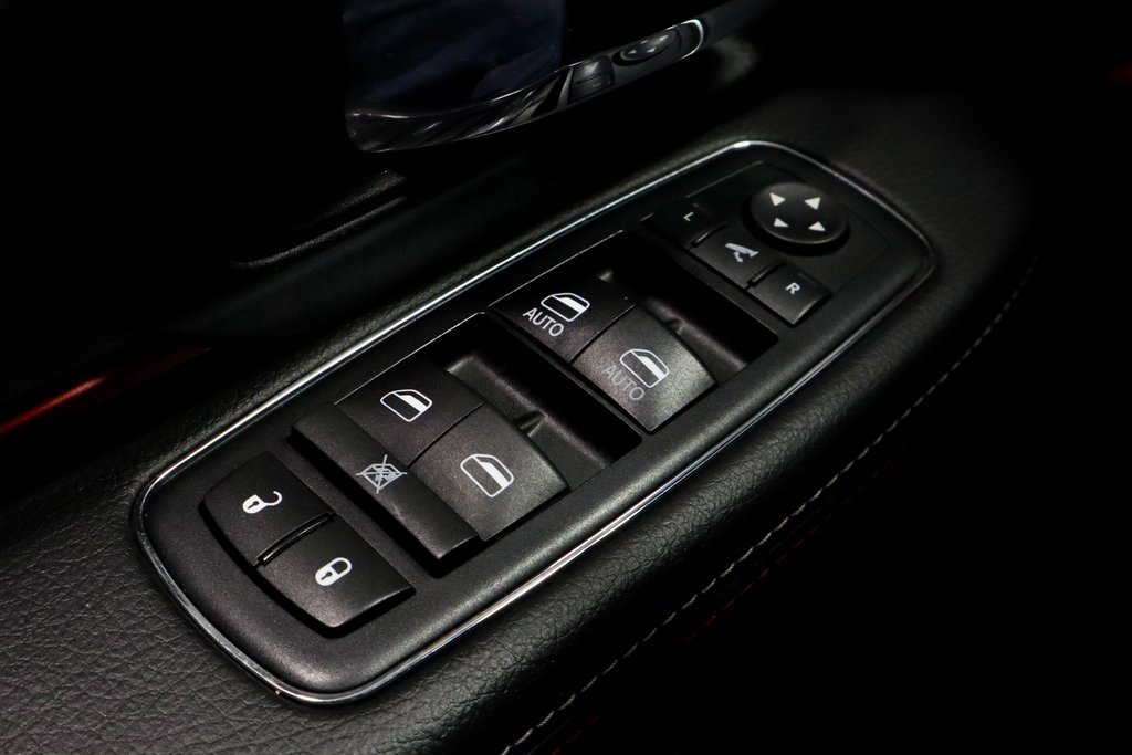 Used 2017 RAM 1500 Rebel w/ Luxury Group image 27