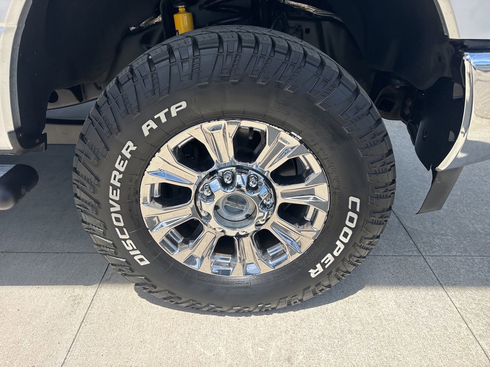 Certified 2017 Ford F250 Lariat w/ Lariat Ultimate Package AWD/4WD image 25