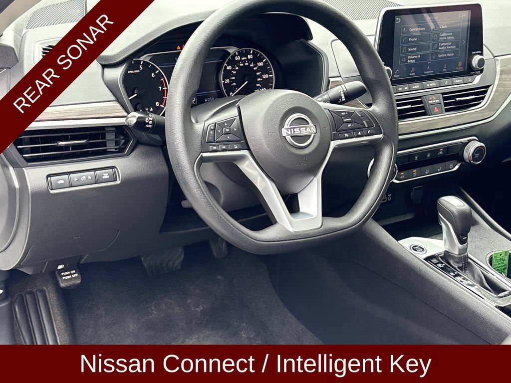 Used 2025 Nissan Altima 2.5 SV FWD image 8