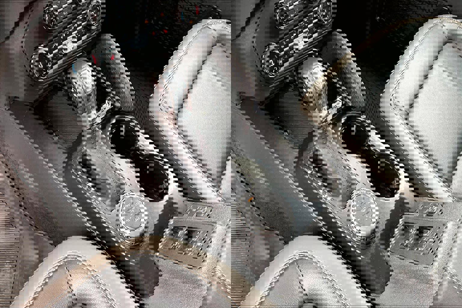 Certified 2025 Ford Bronco Outer Banks w/ Sasquatch Package image 18