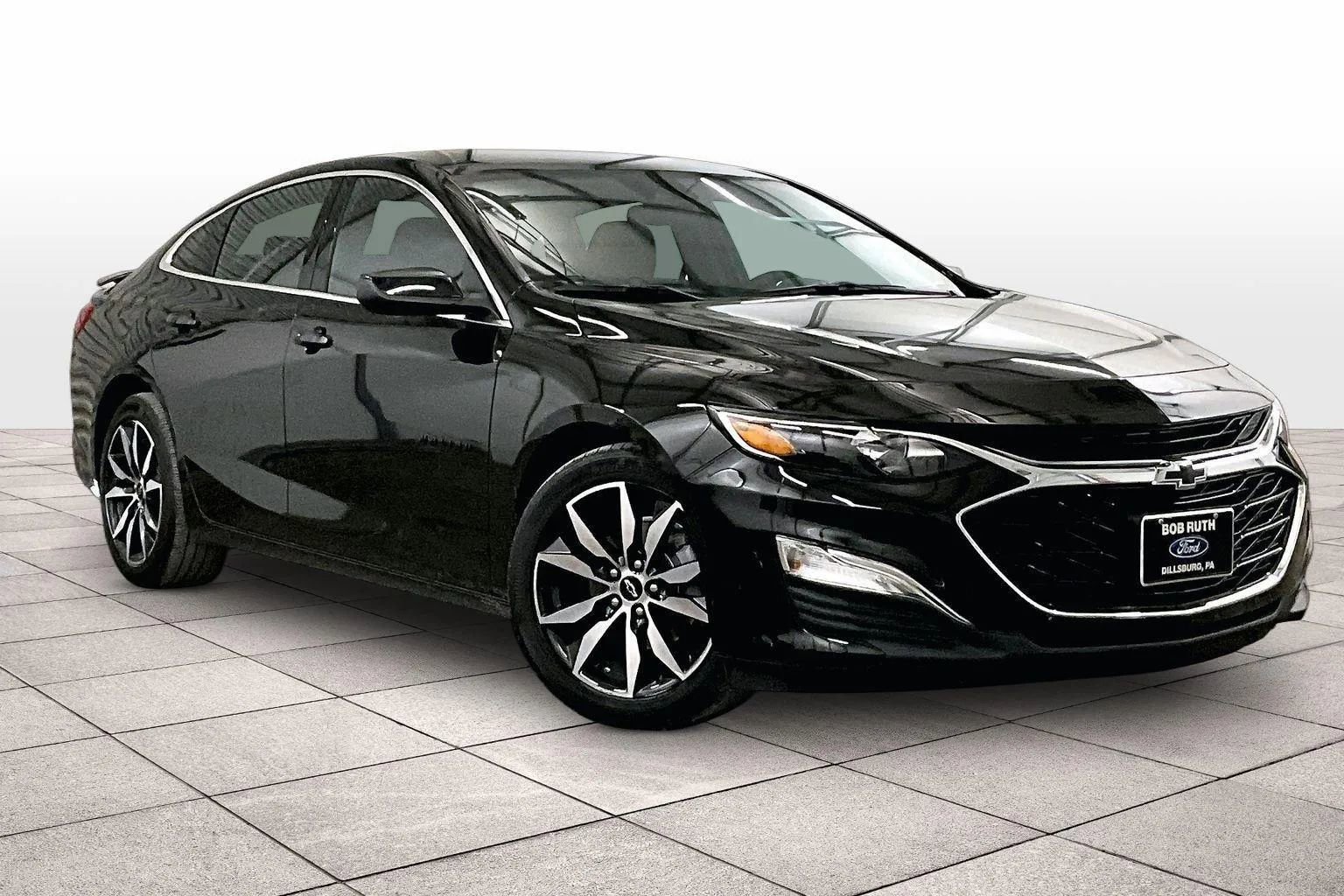 Used 2024 Chevrolet Malibu RS image 2