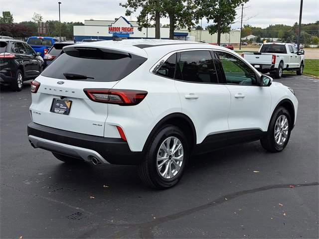 Certified 2023 Ford Escape Active w/ Tech Pack #2 image 2