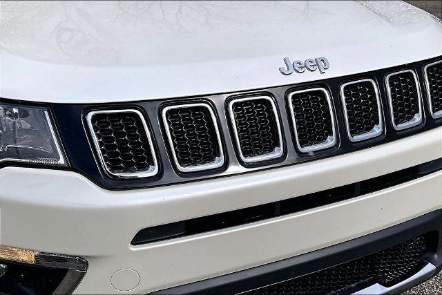Used 2019 Jeep Compass Limited AWD/4WD image 27
