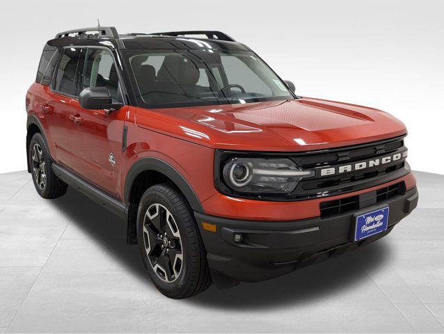 Certified 2024 Ford Bronco Sport Outer Banks w/ Tech Package AWD/4WD image 20