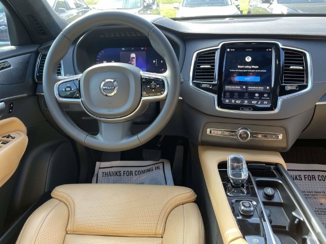 Used 2023 Volvo XC90 B6 Ultimate w/ Lounge Package AWD/4WD image 14