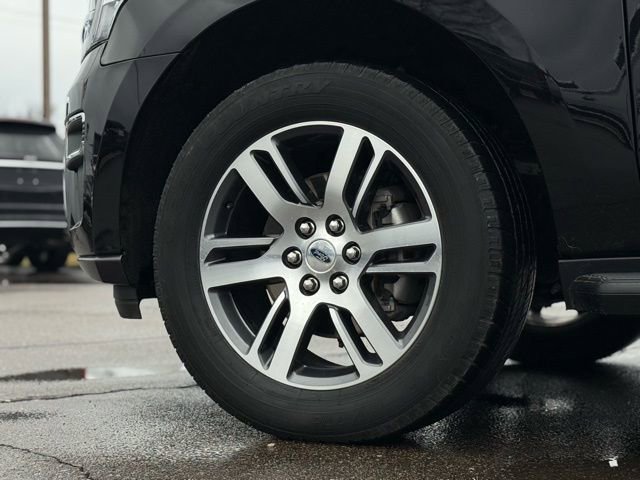 Certified 2024 Ford Expedition Limited image 49