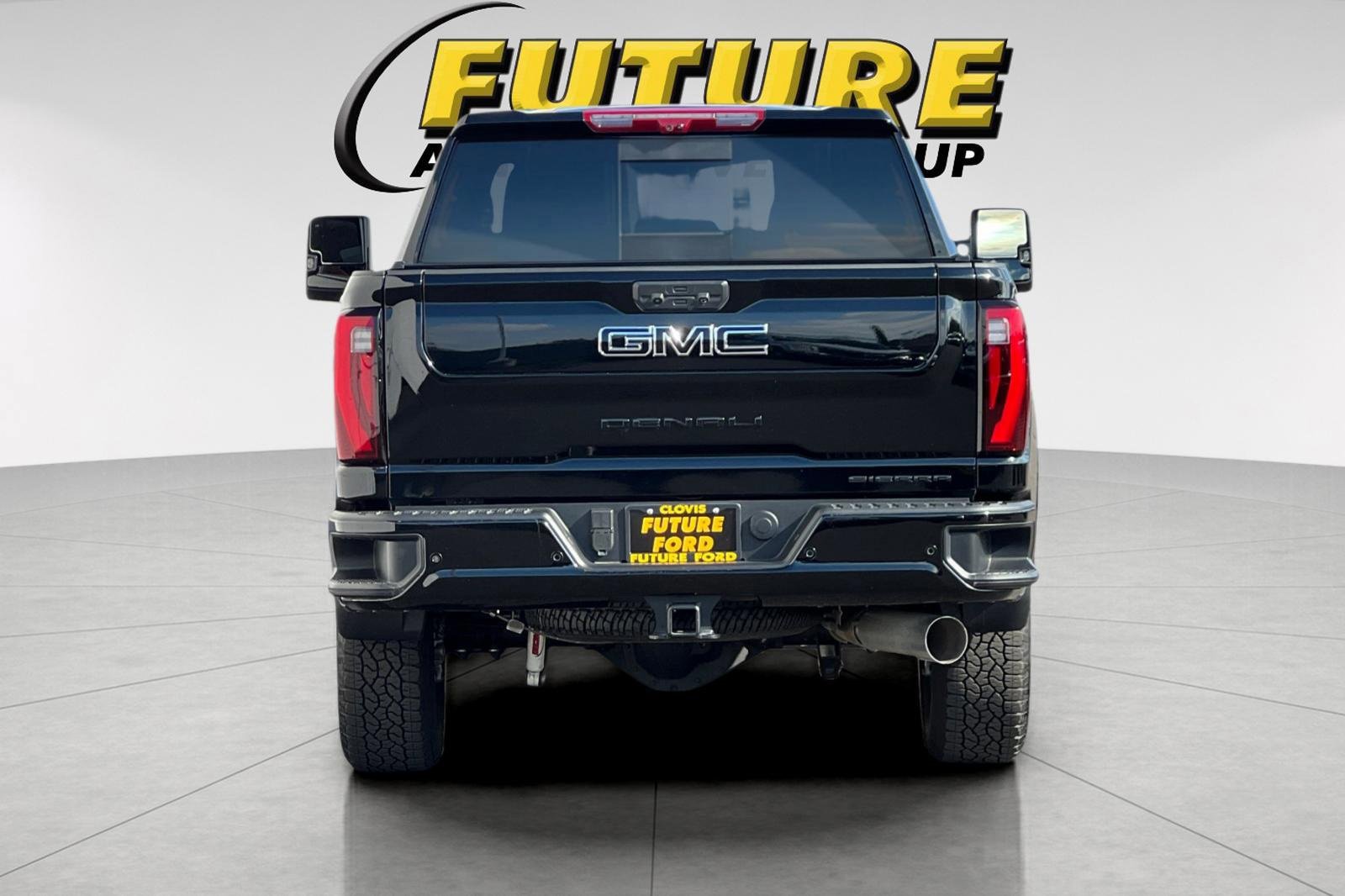 Used 2025 GMC Sierra 2500 Denali Ultimate image 4