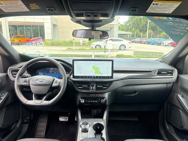 Certified 2023 Ford Escape ST-Line Select w/ Tech Pack #2 AWD/4WD image 6