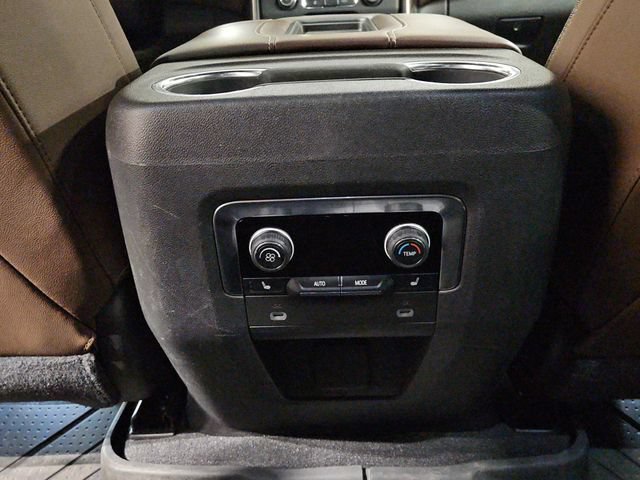 Used 2021 Chevrolet Tahoe High Country w/ Premium Package AWD/4WD image 28
