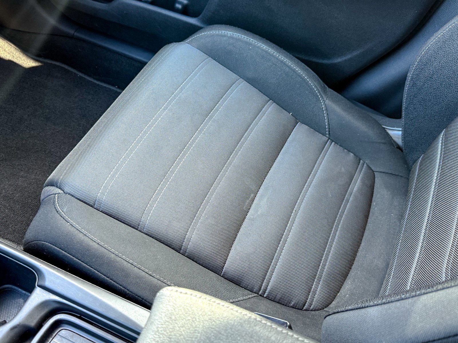 Used 2020 Honda CR-V EX image 34