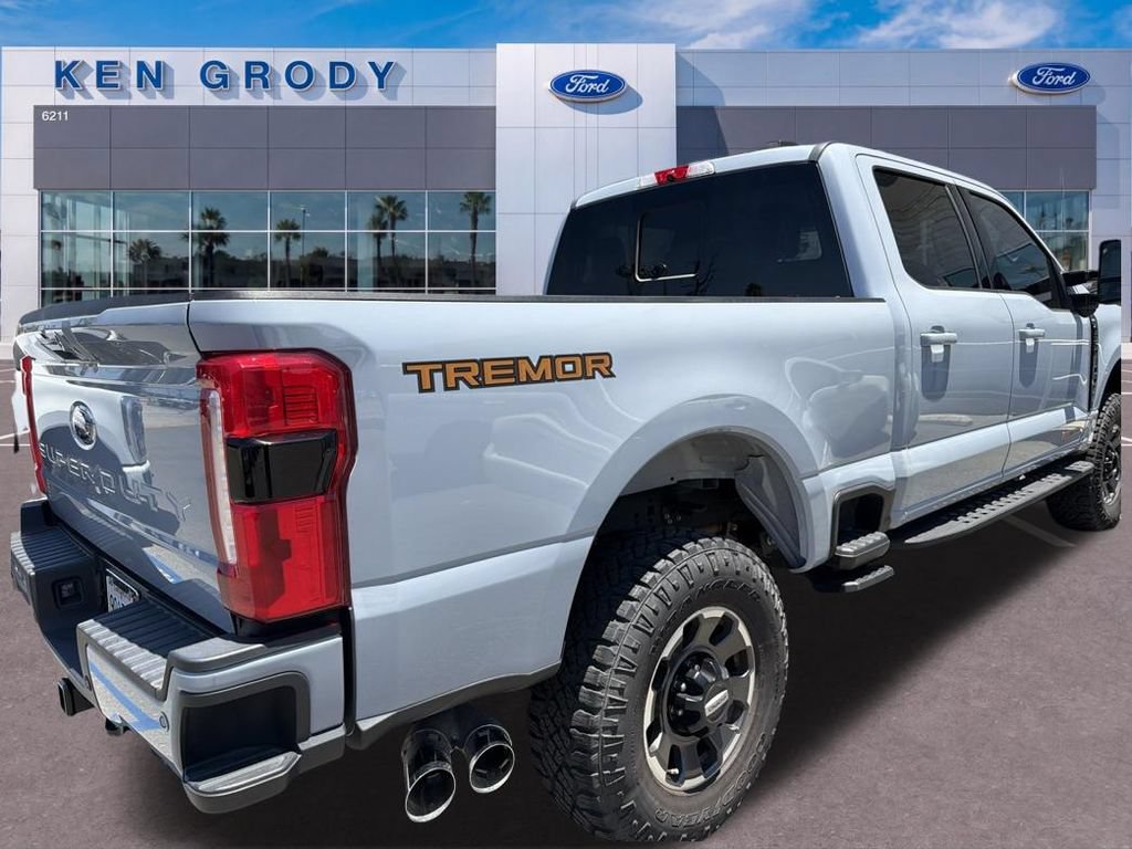 Certified 2024 Ford F250 Lariat w/ Lariat Ultimate Package AWD/4WD image 11