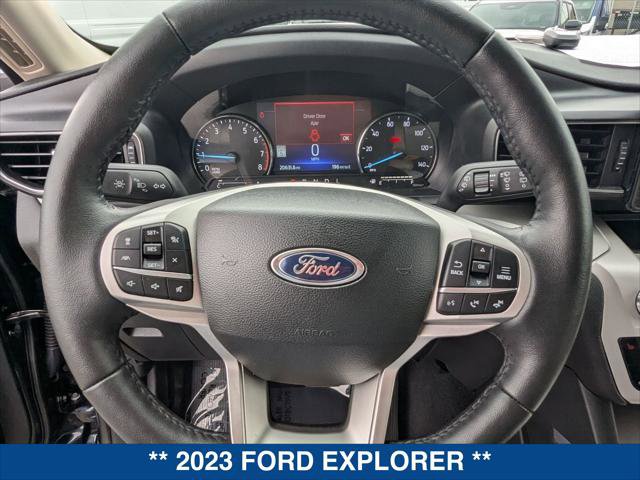 Certified 2023 Ford Explorer XLT w/ Equipment Group 202A RWD image 13