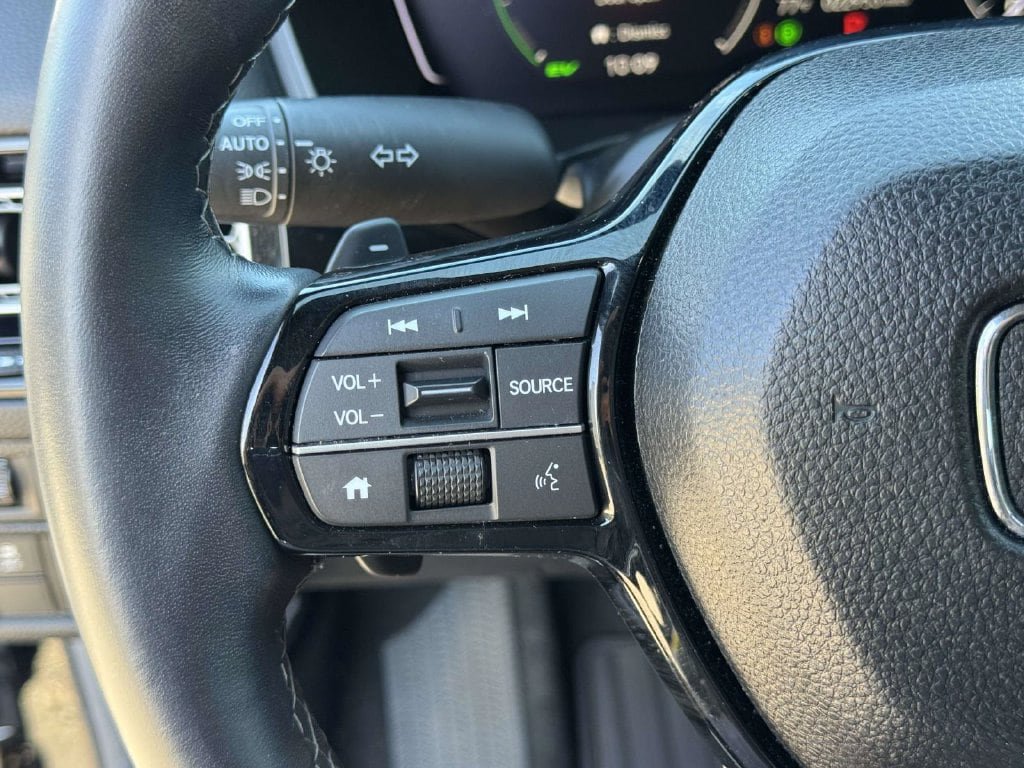 Used 2025 Honda Civic FWD Hybrid Sedan image 12