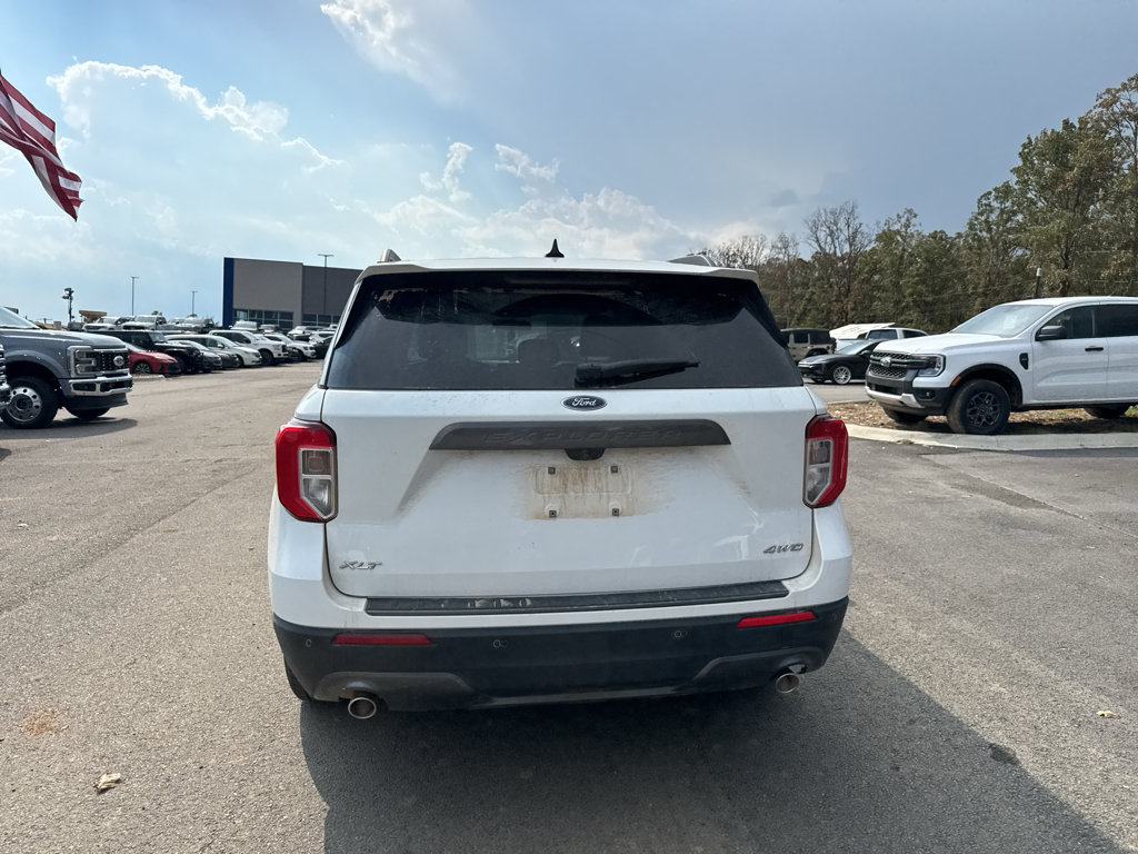 Certified 2021 Ford Explorer XLT w/ Equipment Group 202A AWD/4WD image 6