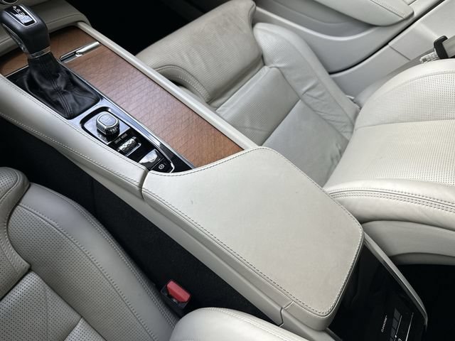 Used 2018 Volvo S90 T6 Inscription w/ Convenience Package AWD/4WD image 21