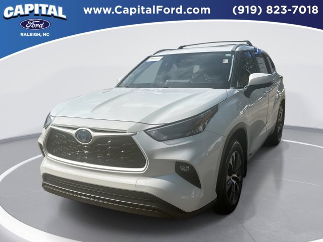 Used 2023 Toyota Highlander XLE
