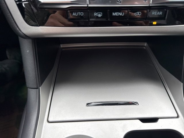 Certified 2021 Ford Explorer XLT image 24